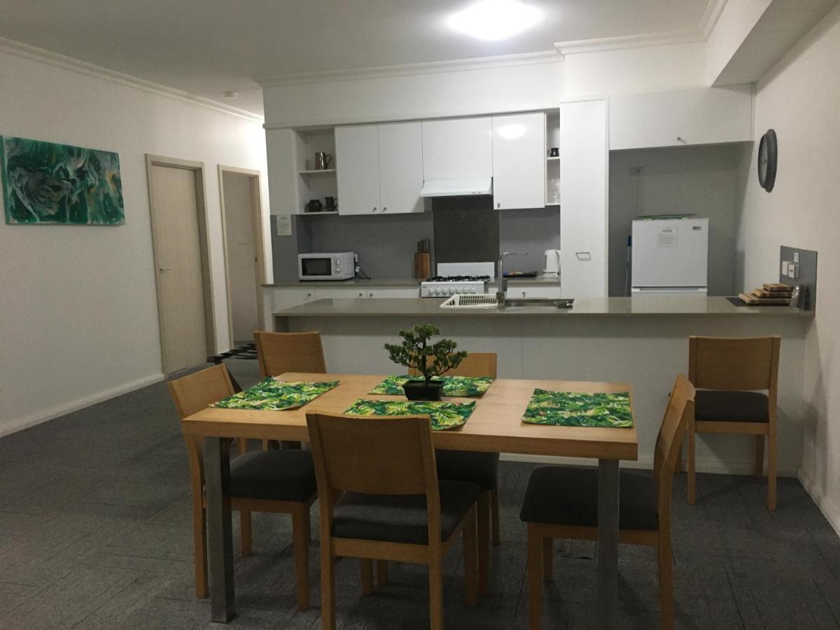Morisset Serviced Apartments Esterno foto