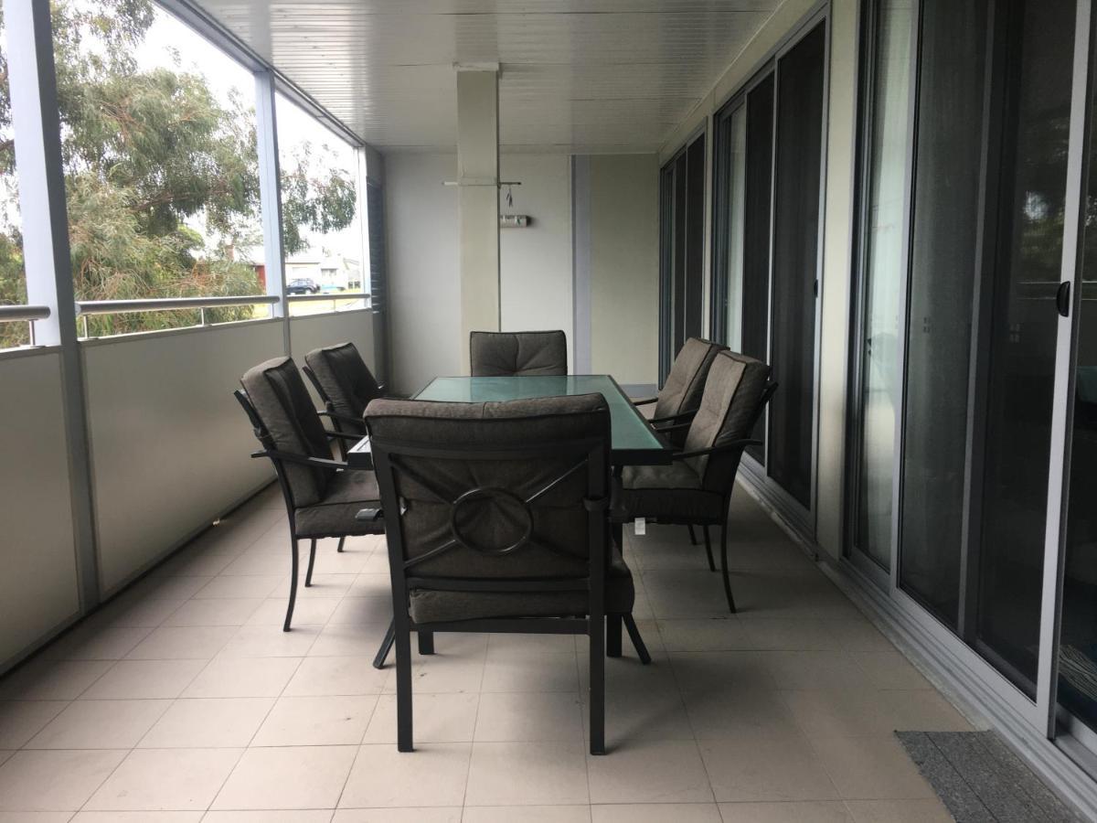 Morisset Serviced Apartments Esterno foto